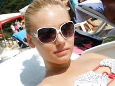 Ladies on a beach - Set #05