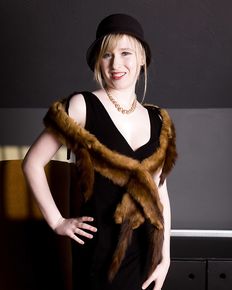 Retro and Glamour Set #9 - Satine