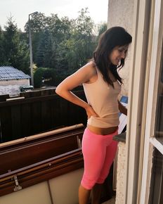 Sweet Brunette Amateur Nude Set