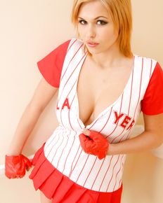 Iga Wyrwal - Only Tease - BaseBall