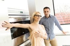 Sarah Vandella - Her First Big Sale