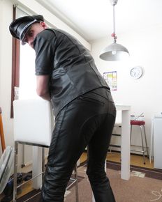 Juha Vantanen,finnish kinky amateur gay pornmodel