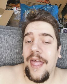 Marcel Sprenger loves to suck cocks!