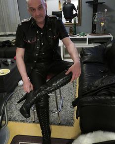 Juha Vantanen,Finnish amateur leather fetish gay