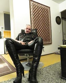 Juha Vantanen,Finnish amateur leather fetish gay