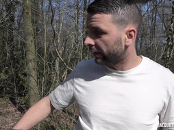 Dame Attempts Assfuck Fucky-Fucky In Van