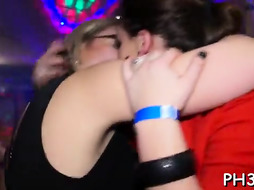 Throating spunk-pump cockslut ravaged by ebony