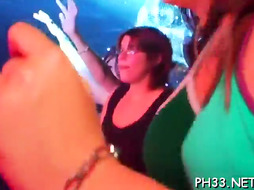 Ash-Blonde damsels was cussed out