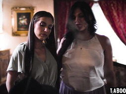 Michael is tempt to fuck Mona and Bradley