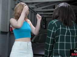 Gapping lesbo small titted lady ass fucked by strapon