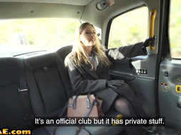 Amateur cab babe in pantyhose n gloves pussyfucked outdoor