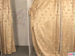 Tgirl Diamond Dixon gives a gloryhole bj