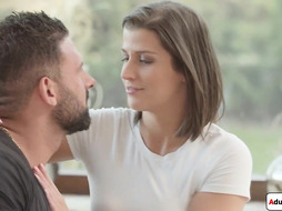 Sexy euro babe Niki Harris doggystyled