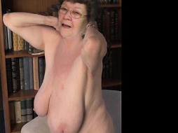 Lean forward and stick out the hole and pussy