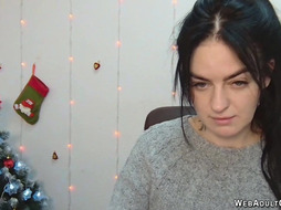 Brunette amateur Ukrainian babe webcam solo