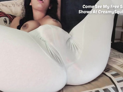 Fat Pussy Squirting Orgasms In Yoga Pants