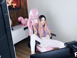 Anal on TIKTOK Stream with Stepsister