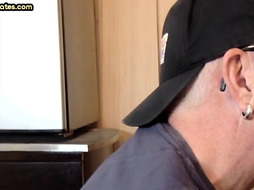 DILF throats in gloryhole before gets fucked in closeup