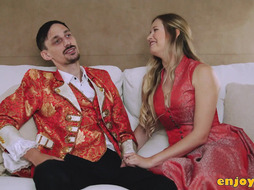 Unbridled fervor all the time. Blonde with clean-shaved fuckbox idolizes to fellate dick - XXX total