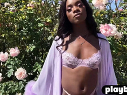 Hot posing and hardcore masturbation