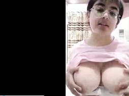 New Instagram Viral Beautiful Indian College Girl Viral MMS: Sexy Desi Girl Showing Perfect White Bo