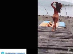 Smriti Jain presenting New lake dare video