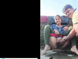 New Instagram Viral Stepbrother records his stepsister’s desi outdoor sex