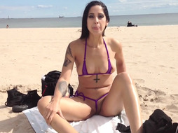 Elena Demonstrates Off Her Twat On NON-Bare Beach!